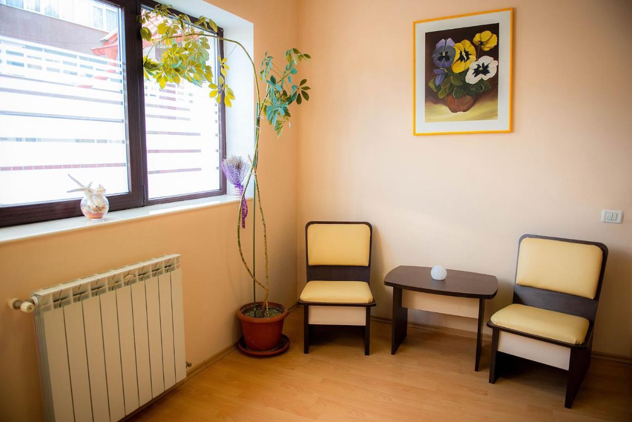 Hotel Casa Maia à Buşteni Extérieur photo