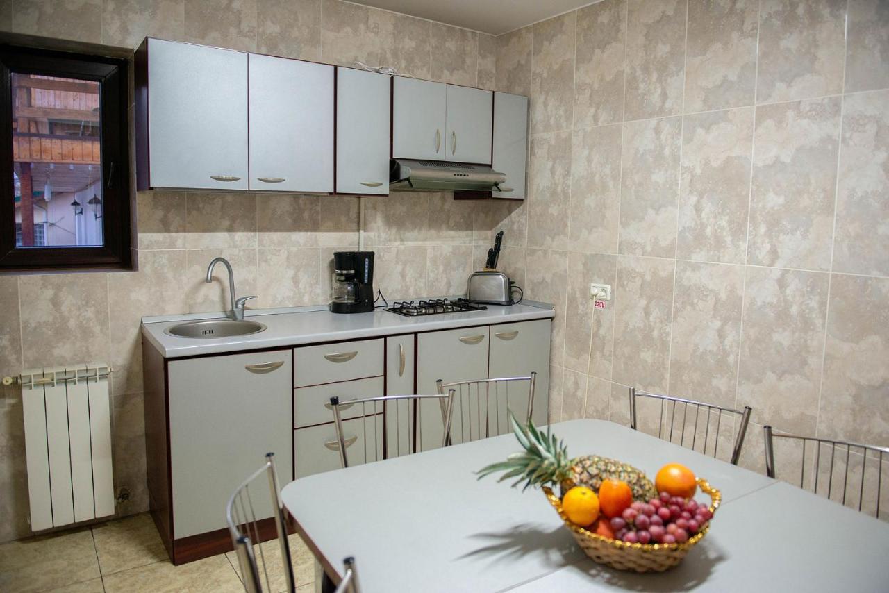Hotel Casa Maia à Buşteni Extérieur photo
